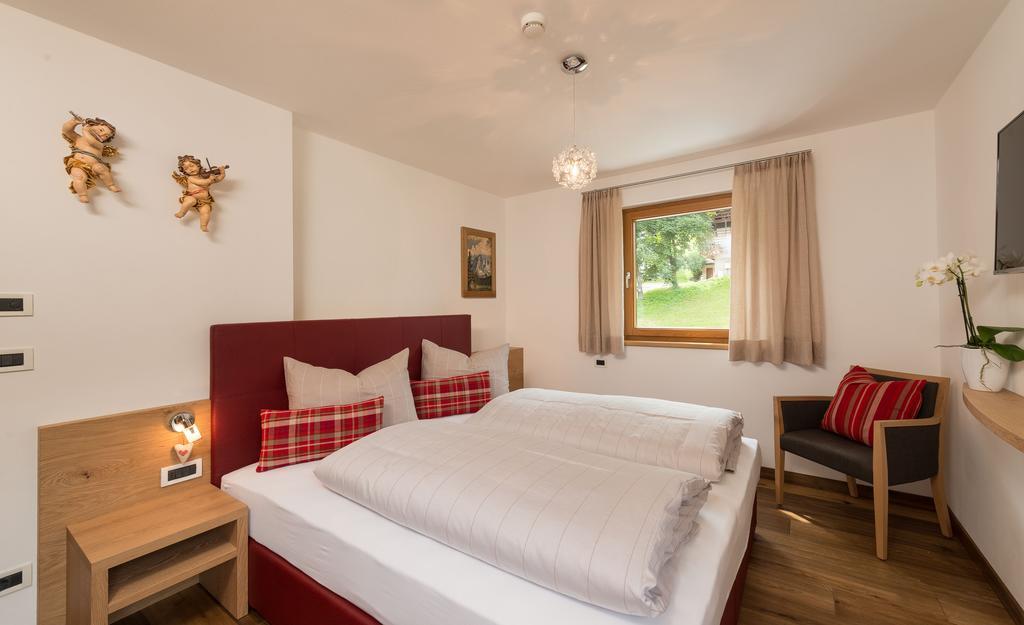 Alpin Sport Apart otel Urtijëi Oda fotoğraf