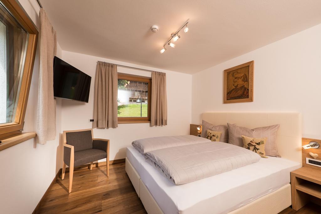 Alpin Sport Apart otel Urtijëi Oda fotoğraf